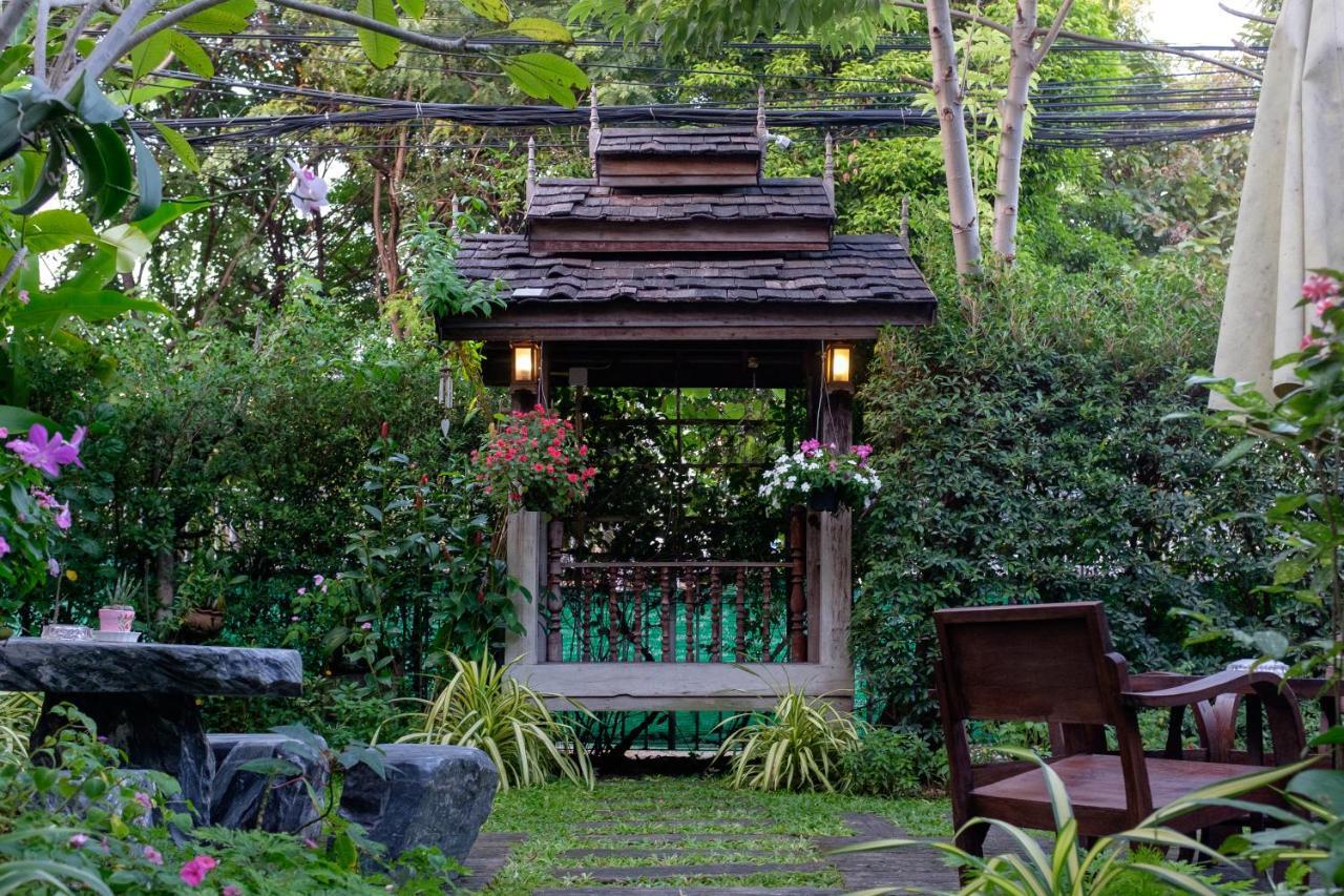 Chiangmai Singharat Road Villa เชียงใหม่ ภายนอก รูปภาพ